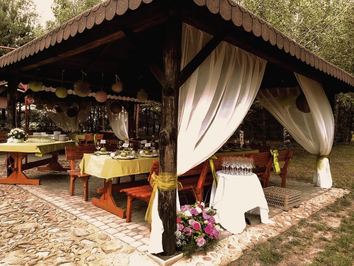 Vila Dolina Bobrow Siennica Exteriér fotografie